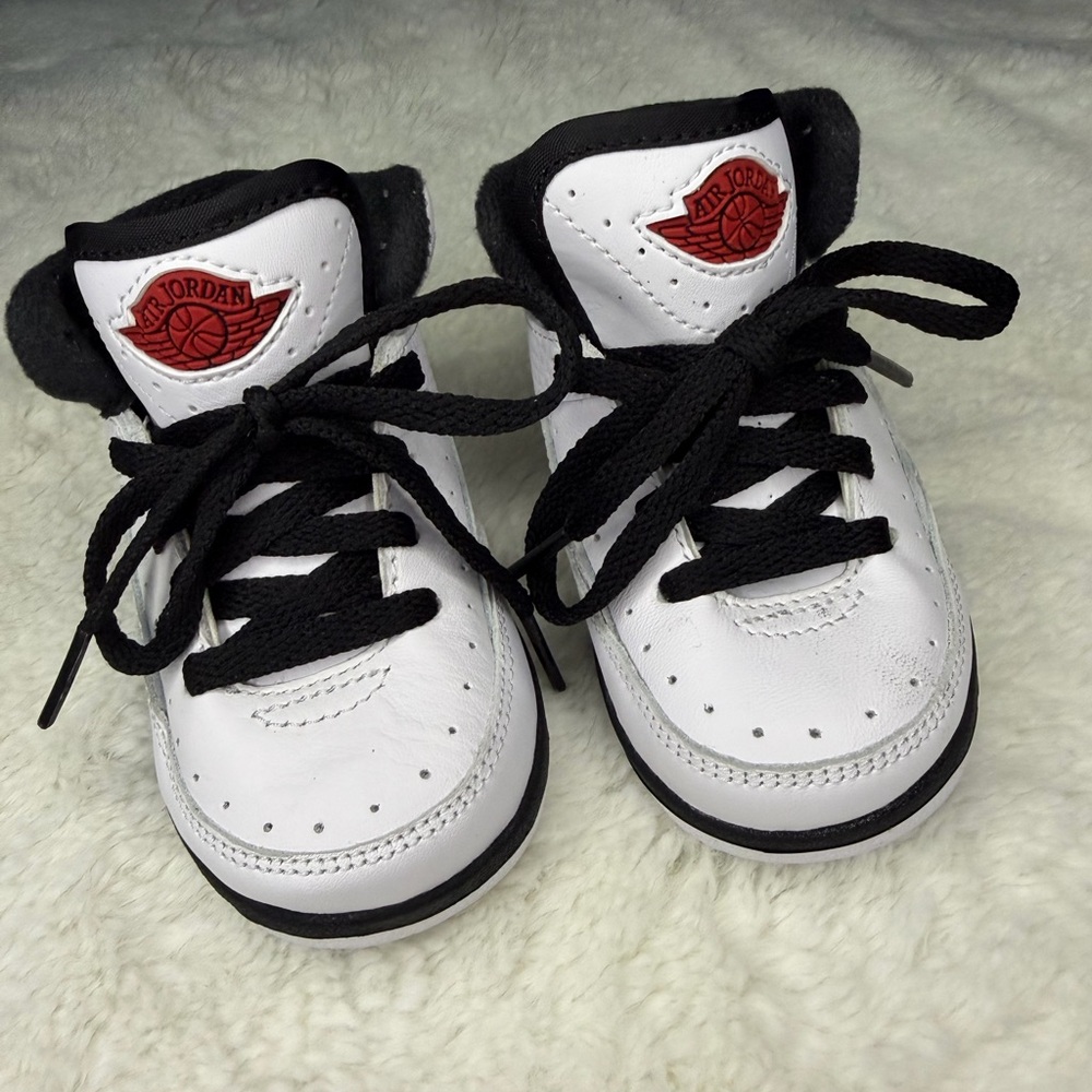Jordan Kids' Sneakers in White and Black with Red Accent